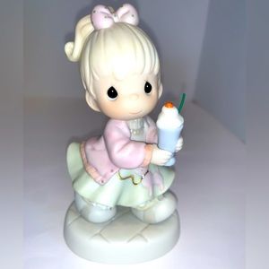 Figurine Precious Moments 1996 Figurine Our Club Is Soda Licious